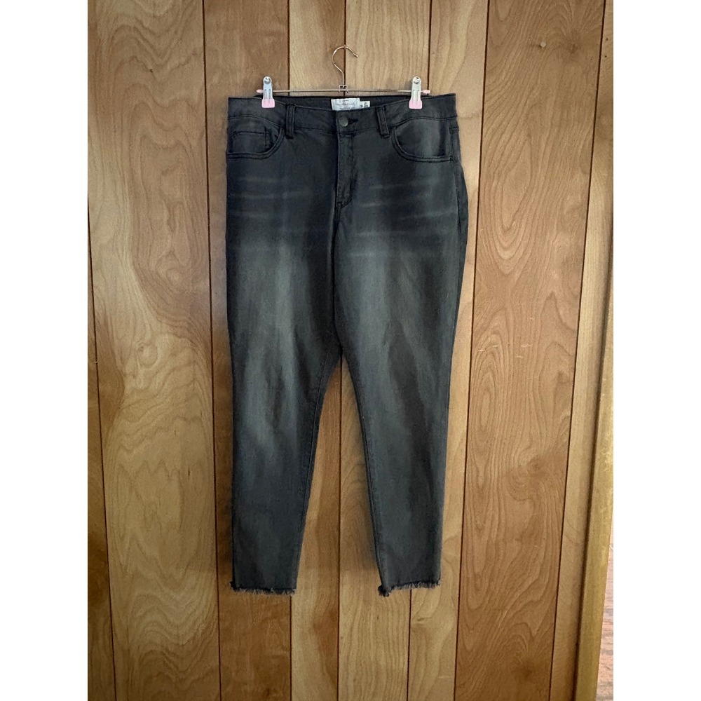 Weatherproof Vintage Womens Size 12 Faded Black Skinny Jeans Raw Hem High Rise